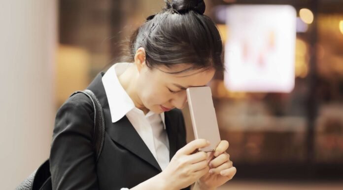 Here Is How The Negative Thoughts And Emotions Affect Your Body