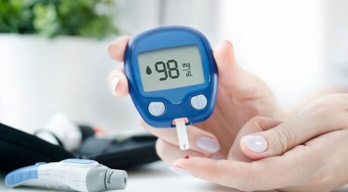 12 Signs of Low Blood Sugar