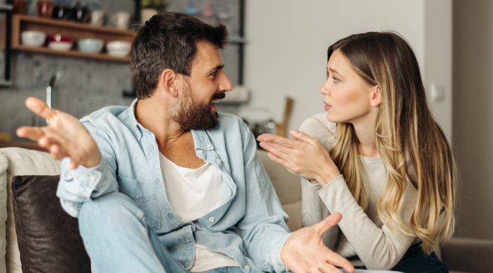 10 Mind Games All Narcissistic Men Play With Girls