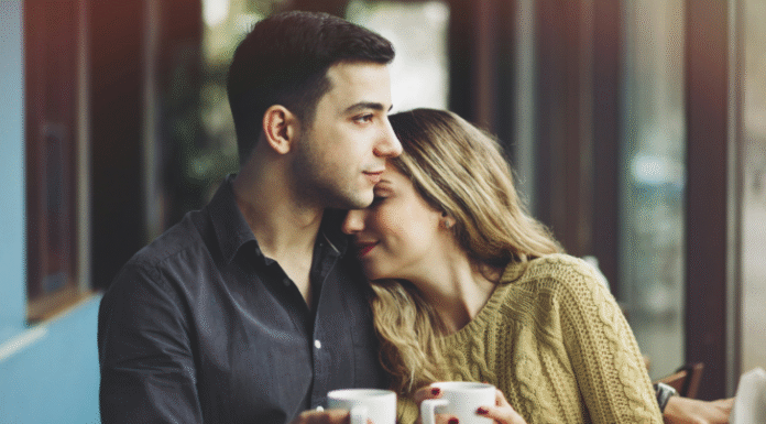 People who stay attractive after 40 have usually said goodbye to these 7 daily habits