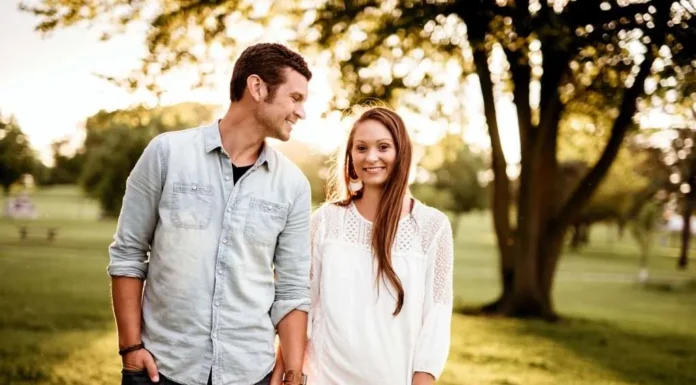 The Reasons Why Every Man Should Date A Cougar In His Lifetime