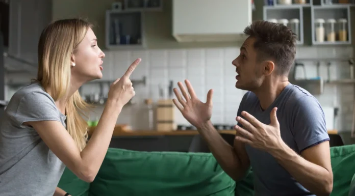 8 Surprising Signs of a Married Woman in Love With Another Man