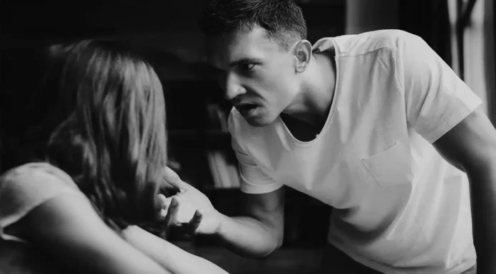 10 Signs a Man is Emotionally Immature Without Knowing It
