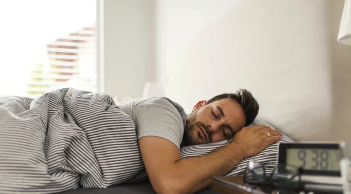 Doctors Warn: Your Sleeping Position May Affect Acid Reflux Symptoms